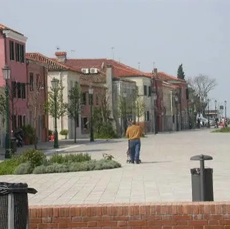 Oda ve Kahvaltı Ca' Noemi 4*