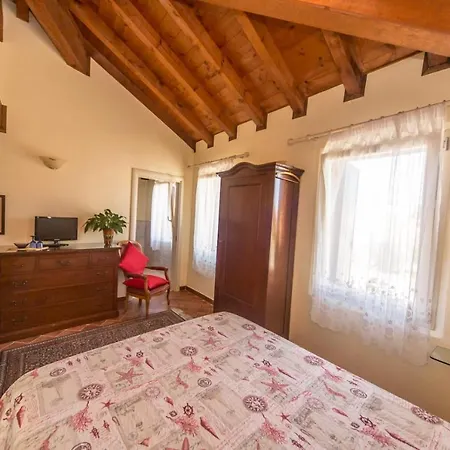 Ca' Noemi 2*