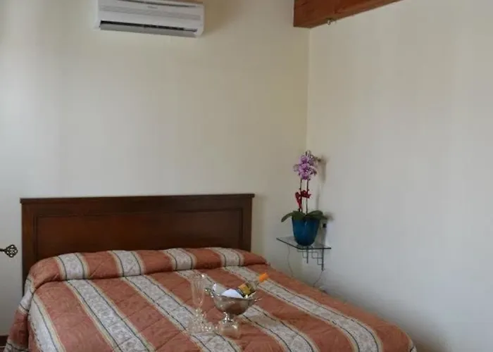 Bed & Breakfast Ca' Noemi 4*